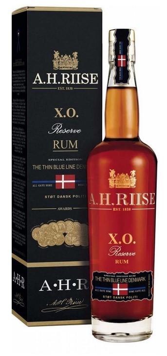 A.H. Riise XO Reserve The Thin Blue Line 0,7l 40% vol.
